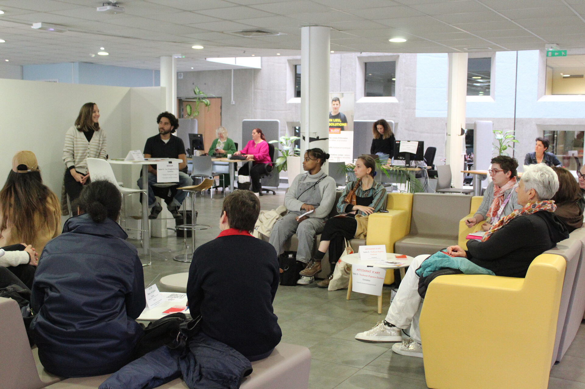 04.15 forum insertion copie